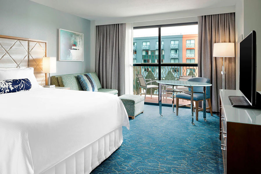 Deluxe Resort View Room with King Bed