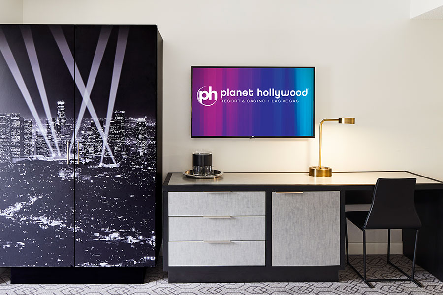 Guest Room - TV and Desk Area