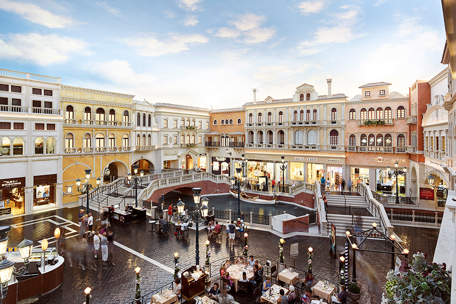 St. Marks Square Shopping