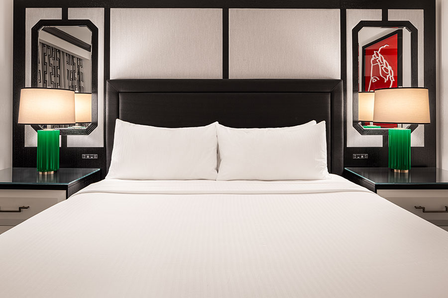  Colosseum Room with King Bed