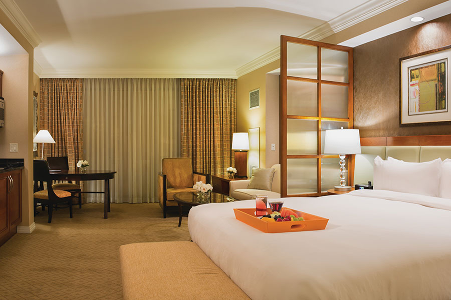 Signature Deluxe Balcony Suite with King Bed