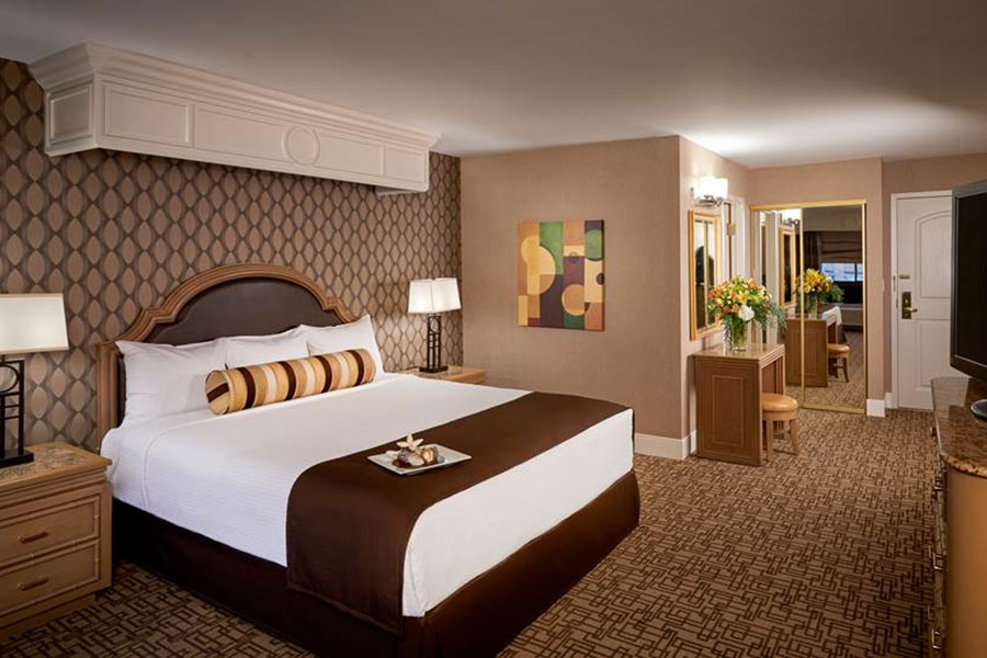 Carson Tower Room with King Bed