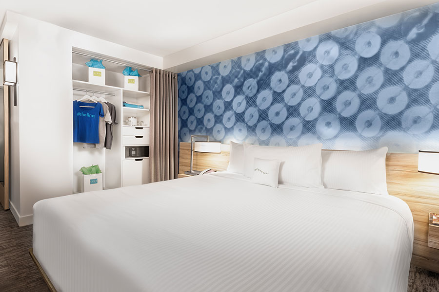 Luxury Room with King Bed