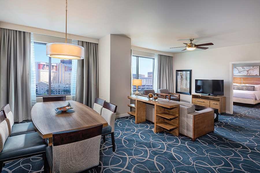 One Bedroom Deluxe Suite - Dining and Living Area