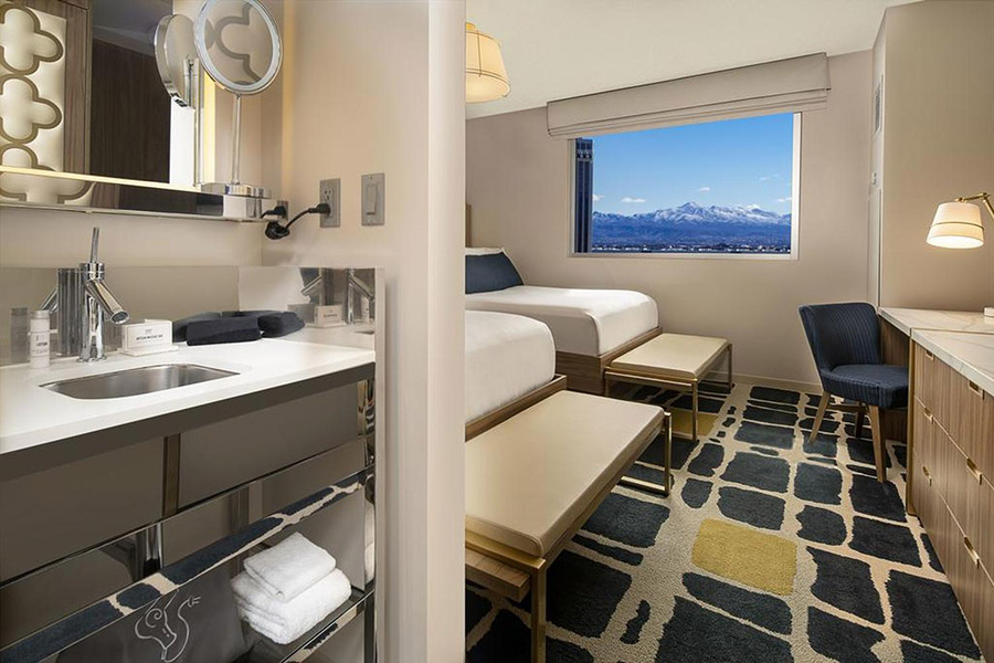 Blanca Room with Two Double Beds