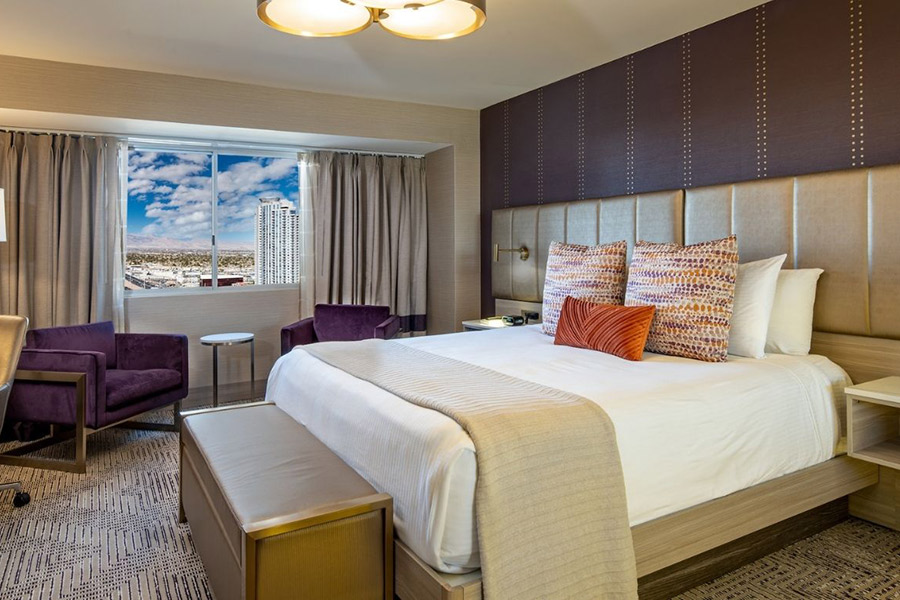 Marra Style Room with King Bed