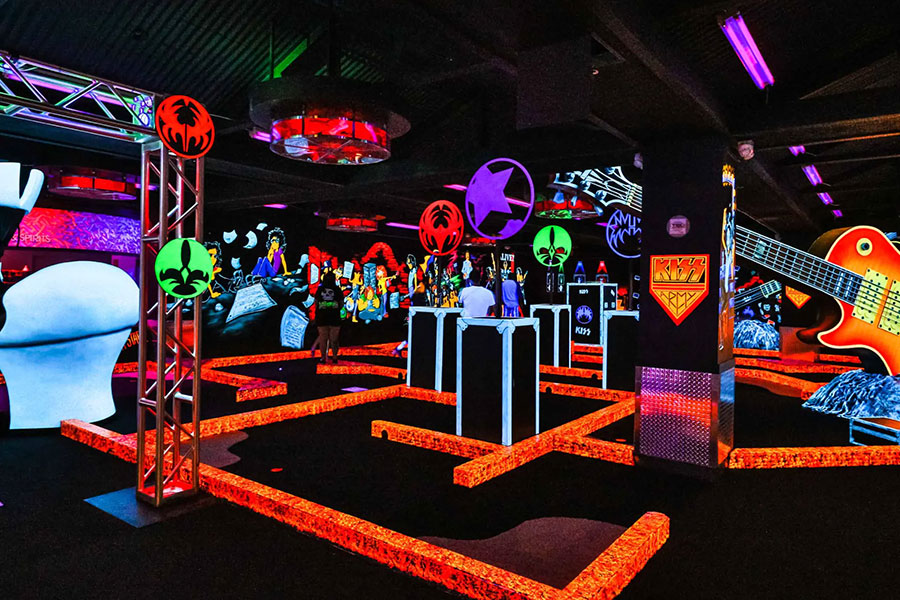 KISS Mini Golf